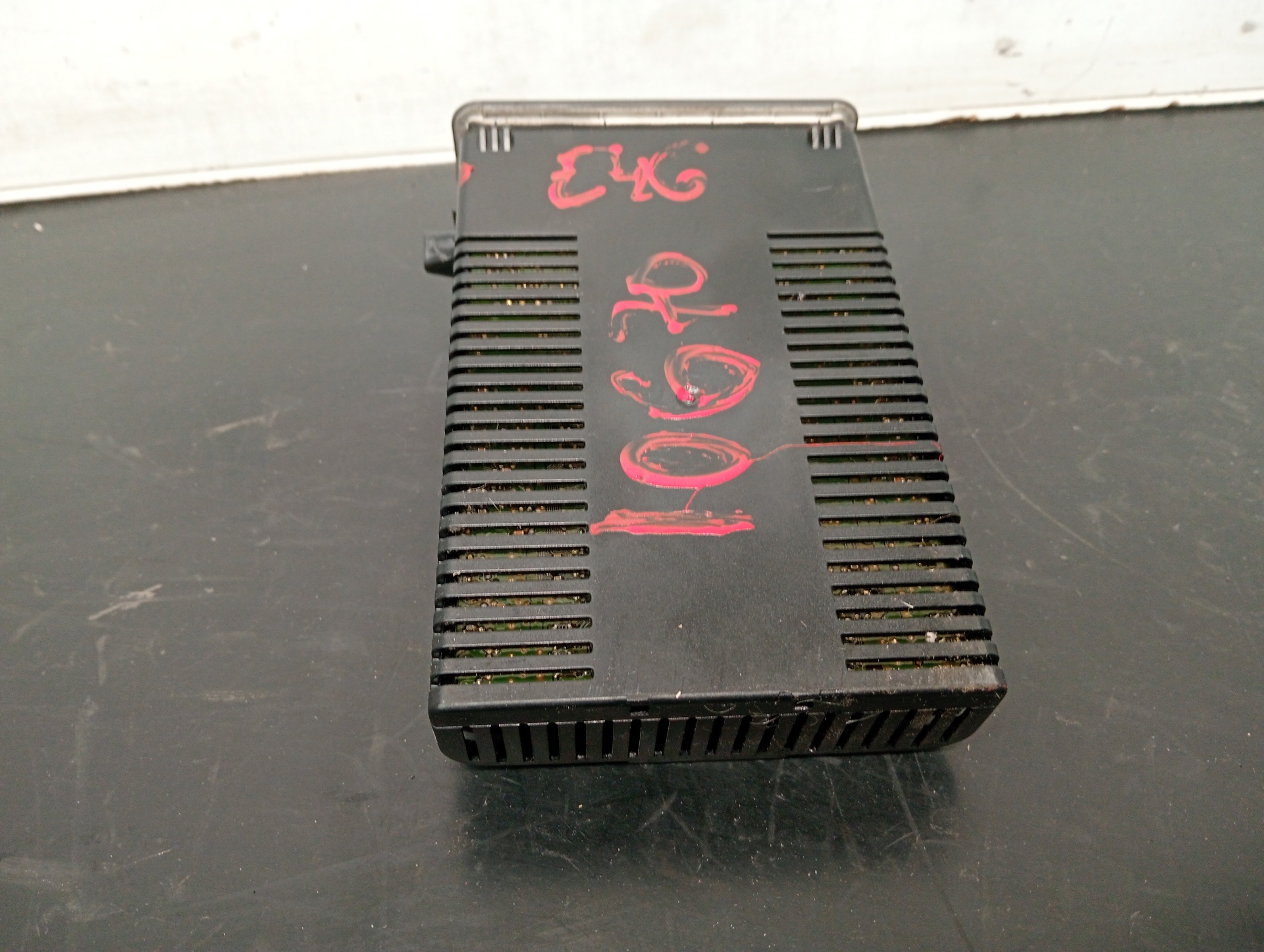 165896_3