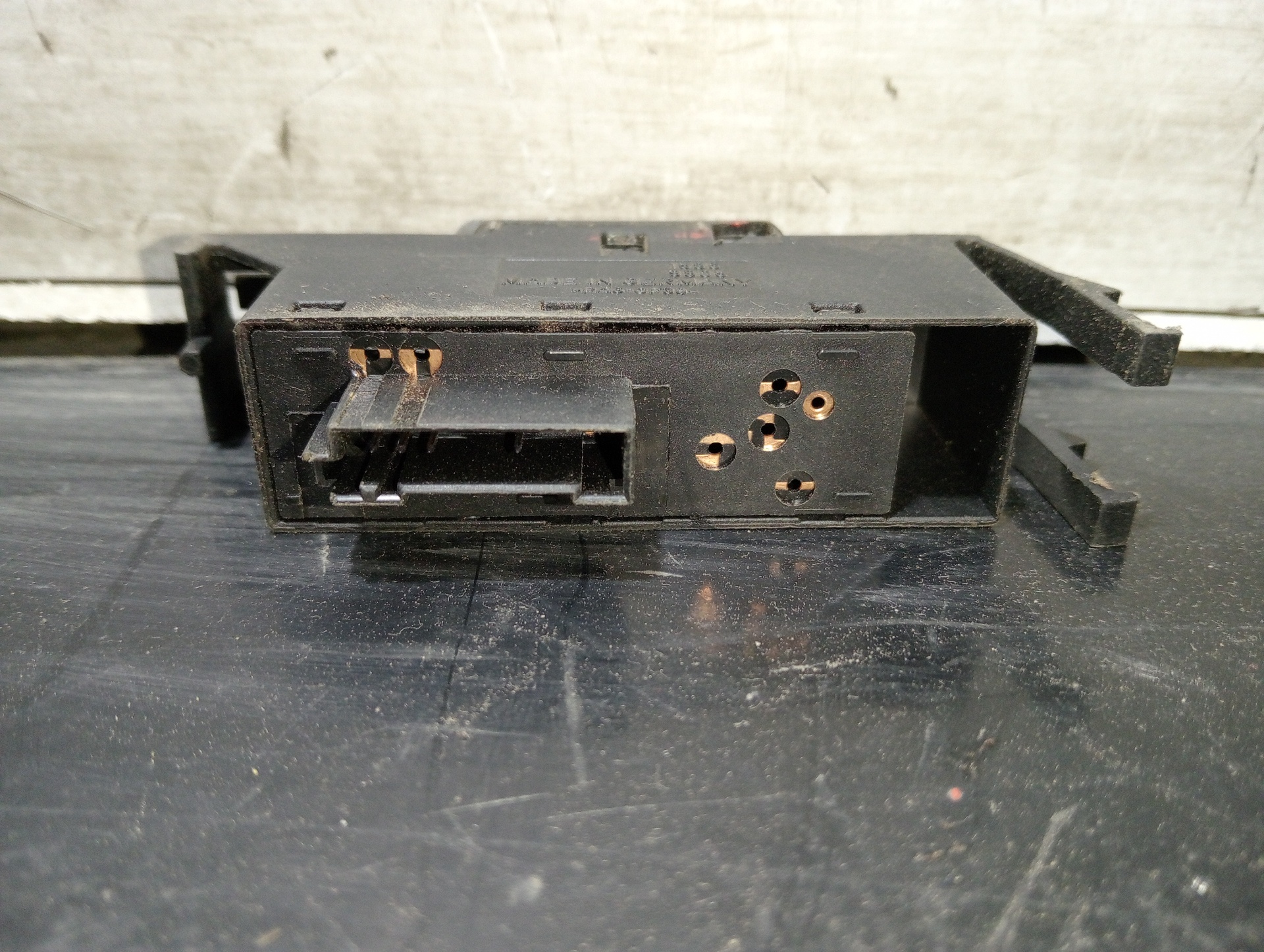 96198_4