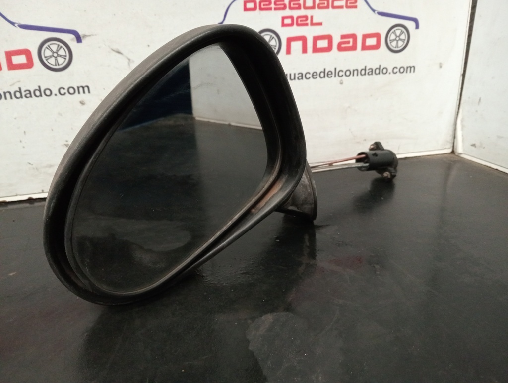 RETROVISOR IZQUIERDO