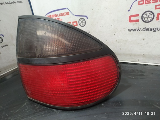 [212156] PILOTO TRASERO DERECHO